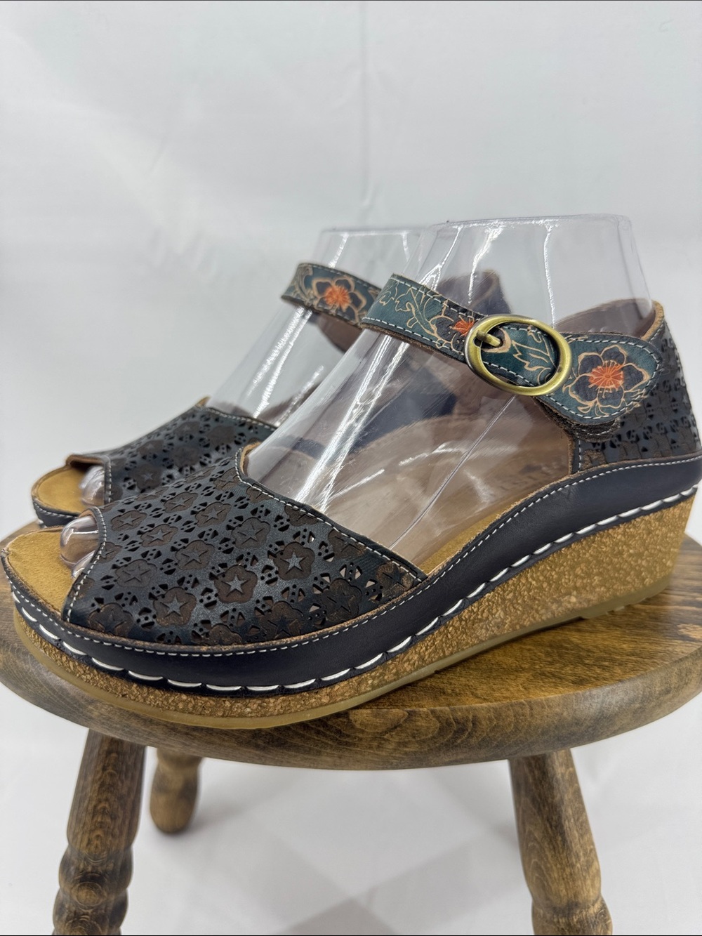 L'Artiste Spring Step DELPHIA Cuteness Leather Cork Wedge Sandals Embossed, 37